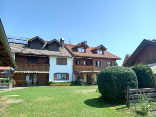 Riegsee Apartment | Family-Friendly Holiday Apartment Bräu for Your Getaway
