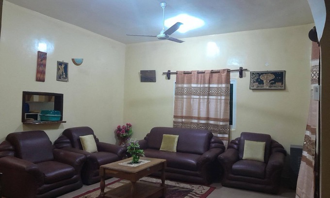 West Coast Division Apartment | Cozy Holiday Apartment in Brufut with Ocean View & Kitchen