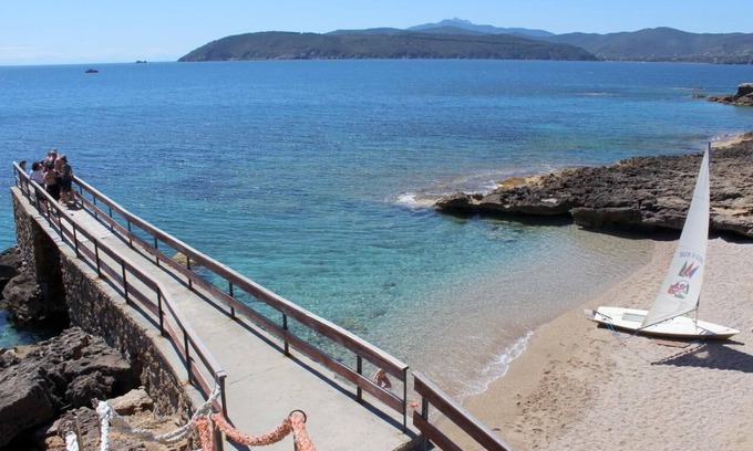 Madonna delle Grazie Apartment | Cozy Holiday Apartment in Capoliveri for 4 Guests