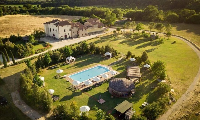 Cincelli Other | Cozy Capolona Farmhouse: Ideal Getaway with Pool & Kitchen