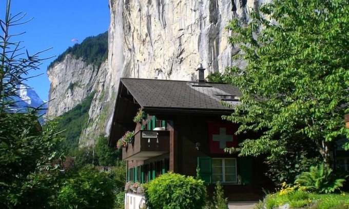 Lauterbrunnen Apartment | Inviting Lauterbrunnen Apartment with Ocean View & Kitchen