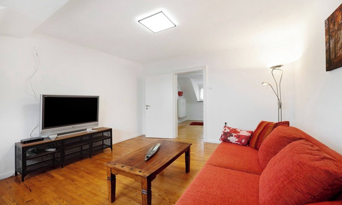 Tholey Apartment | Prime Holiday Apartment "Christiane" with Wi-Fi & Pet Friendly