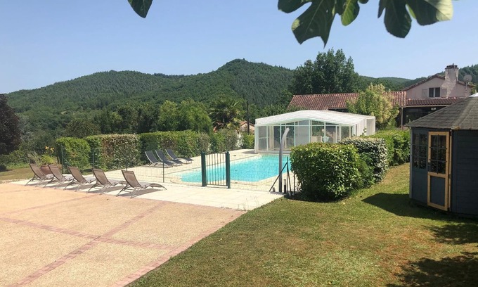 Saint-Gery Apartment | Holiday apartment Conduché for 1 - 10 persons with 4 bedrooms - Row house