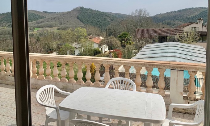 Saint-Gery Apartment | Holiday apartment Conduché for 1 - 7 persons with 2 bedrooms - Row house