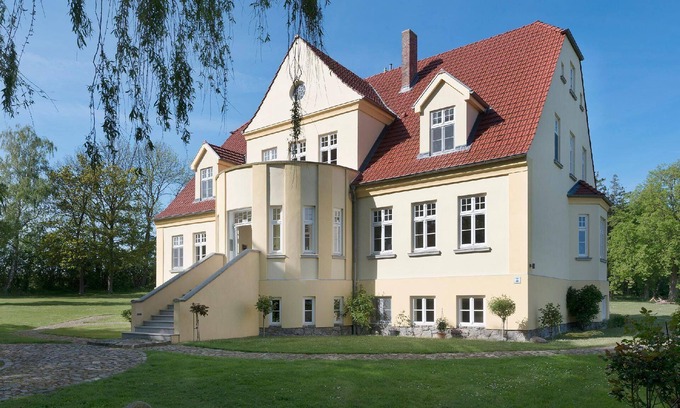 Grubnow Apartment | Inviting Holiday Apartment in Neuenkirchen for 4 Guests
