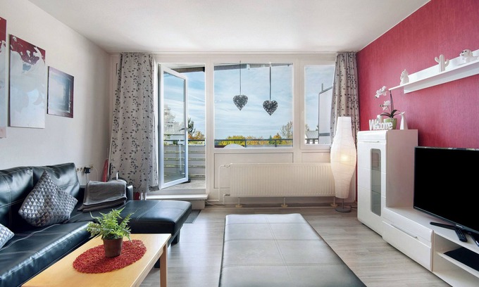 Sankt Englmar Apartment | Holiday Apartment 'Ferienwohnung Manuela' with Mountain View, Shared Pool and Wi-Fi