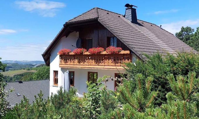 Holthausen House | Inviting Holiday Apartment in Schmallenberg for 2 Guests