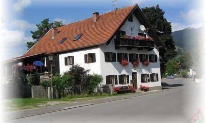 Unterammergau Apartment | Cozy Holiday Apartment in Unterammergau for 2-5 Guests