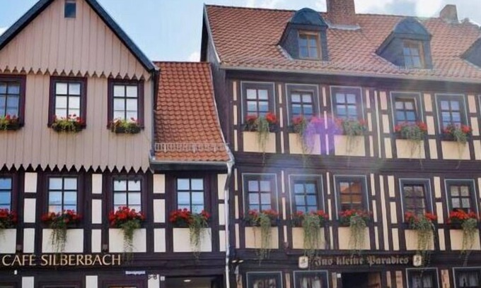 Wernigerode Old Town Apartment | Cozy Holiday Apartment Near Town Hall with Family Amenities