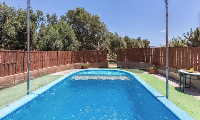 Tuineje Apartment | Mountain View Holiday Apartment 'Elysium Olival' for Adults