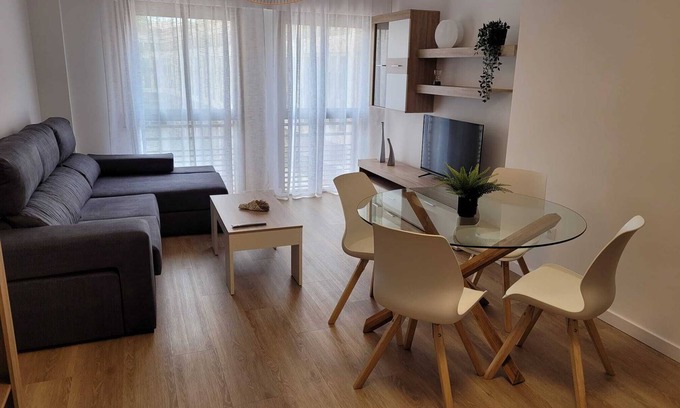 El Ejido Apartment | Stylish Apartment "Ejido Centro" with Balcony & Wi-Fi