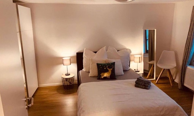 Passau Apartment | Cozy Holiday Apartment "Felix Living 2" with Ocean View