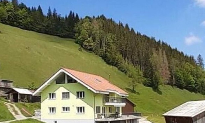 Fluehli Apartment | Cozy Flühli LU Holiday Apartment for Families and Pets