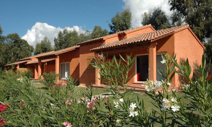 Ghisonaccia Apartment | Cozy Holiday Apartment in Ghisonaccia for 1-3 Guests