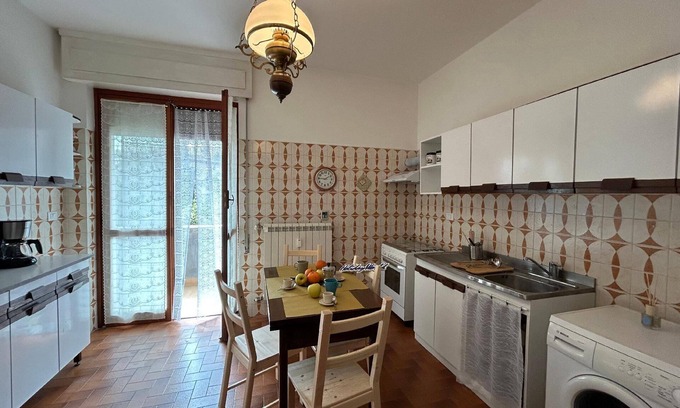 Pra' Apartment | Spacious Holiday Apartment Genova for Families and Pets
