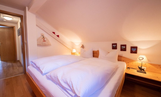 Obergrainau Apartment | Guest Rated: 9.8 - Gipfelstürmer with Unforgettable Views