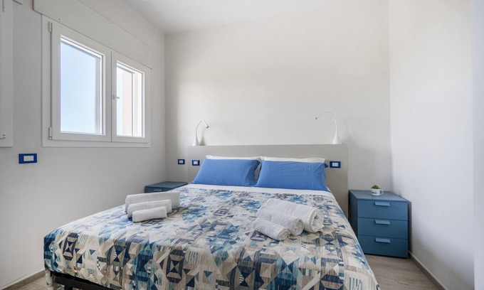Savelletri Apartment | Cozy Holiday Apartment "Gufo Di Mare - Celeste" with Ocean View
