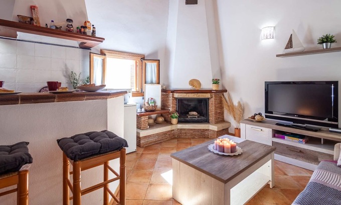 Bunyola Apartment | Holiday Apartment "Hall Of The Mountain" Ideal for Tramontana Cyclists and Excusionists