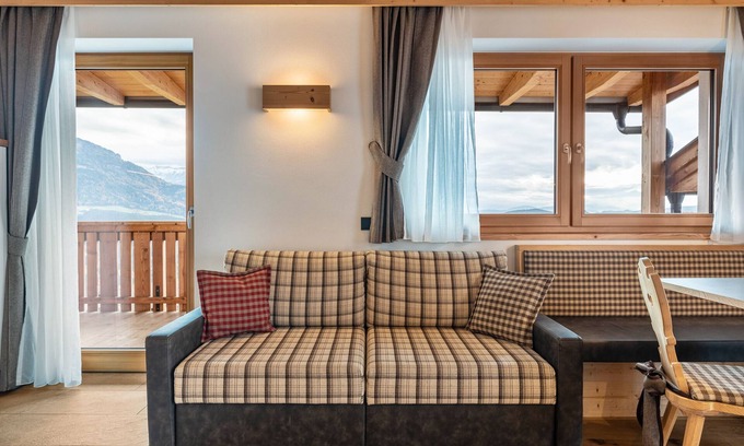 Lajen Apartment | Mountain View Holiday Apartment with Balcony & Wi-Fi