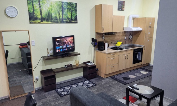 Elz Apartment | Relaxing Holiday Apartment "In Elz" with Wi-Fi & Pool