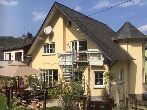 Oberfell Apartment | Unique Holiday Apartment in the Tower: Pet and Child Friendly