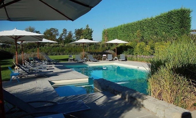 Arezzo Other | Cozy Farmhouse Retreat in Arezzo for Couples with Pool