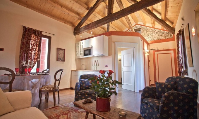 Colle Umberto Apartment | Cozy Colle Umberto Apartment with Pool & Ocean View