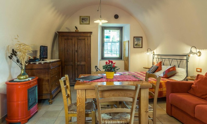 Zorzino Other | Cozy Holiday Apartment in Riva di Solto with Kitchen