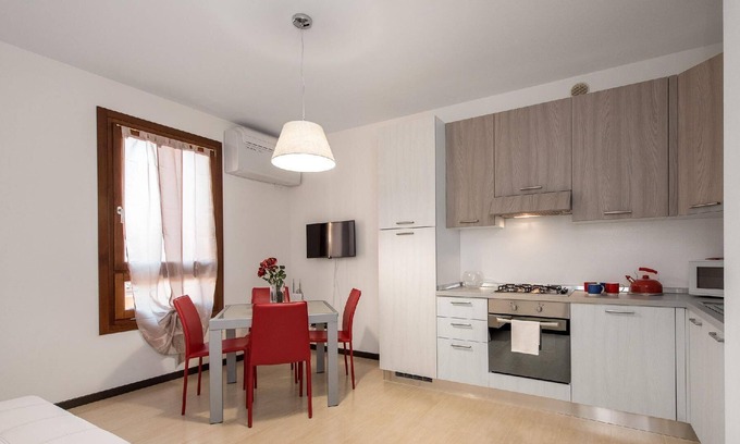 San Zeno Apartment | Holiday apartment Verona (Stadt) for 1 - 3 persons with 1 bedroom - Holiday apartment in one or mult