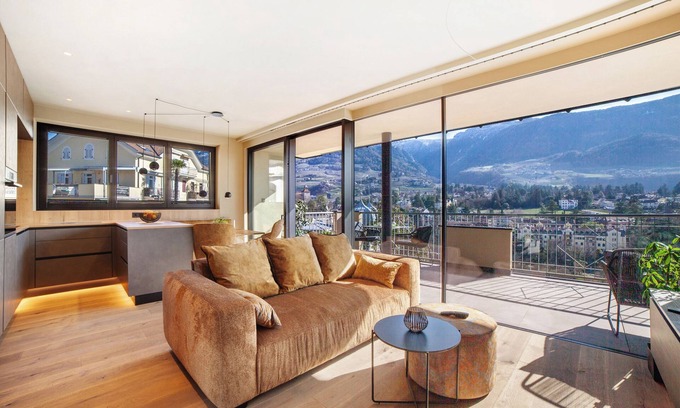 Merano Apartment | Mountain View Apartment 'Levita Living Wolke' with Terrace