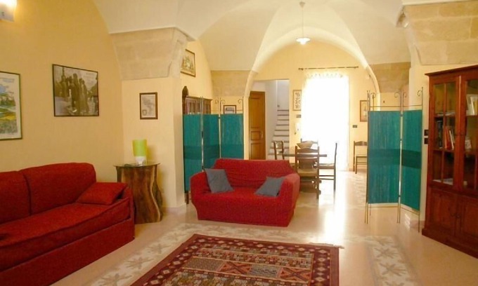 Lecce House | Cozy Holiday Apartment in Lecce for 2-5 Guests