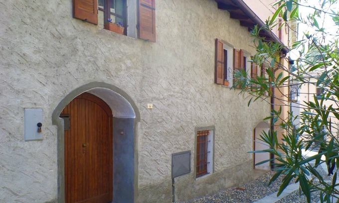 Mergozzo House | Holiday apartment Mergozzo for 1 - 5 persons with 2 bedrooms - Holiday house