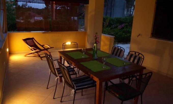 Cove Osibova (Milna) Apartment | Comfortable Twin House in Milna with Ocean View and Kitchen