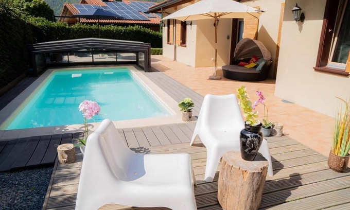 Mols Ski Chalet | Cozy Holiday Apartment in Mols with Private Pool & Spa