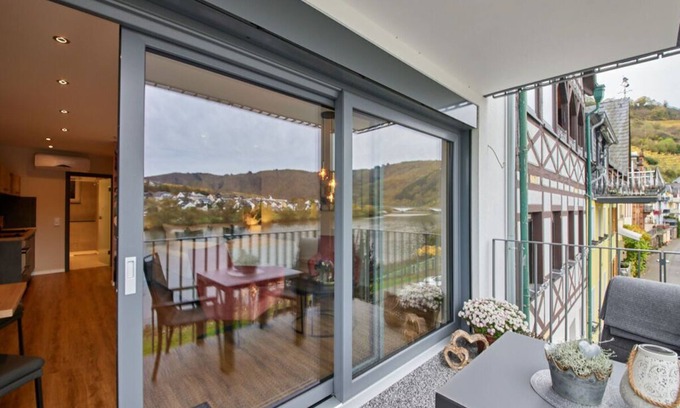 Zell Apartment | Discover Mosel Time: Family-Friendly Apartment with Kitchen