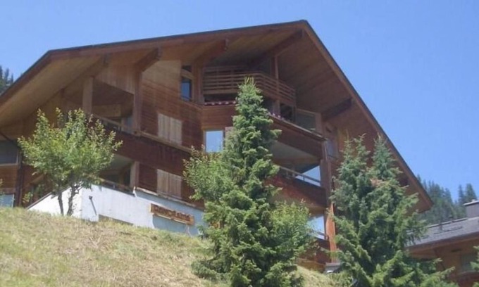 Murren Apartment | Cozy Holiday Apartment in Mürren for 2-3 Guests