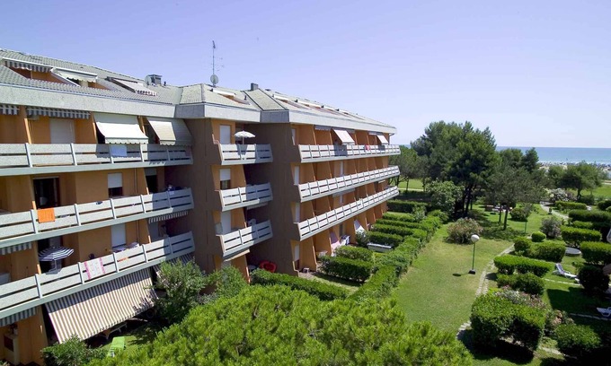 Bibione Lido dei Pini Apartment | Beachside Holiday Apartment Just 50m from the Ocean