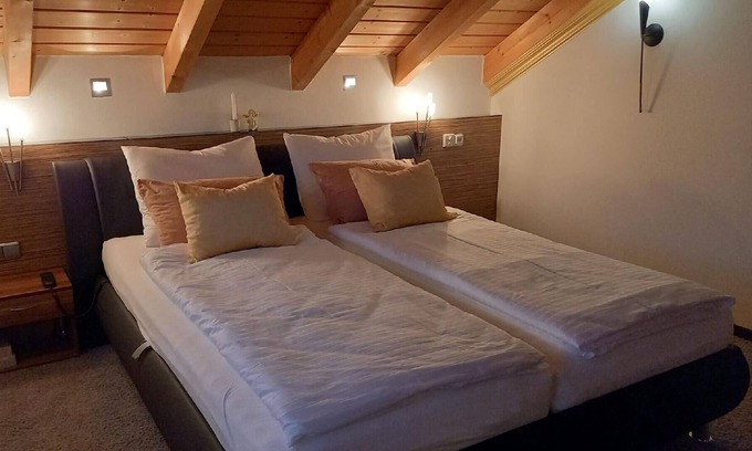 Furstenfeldbruck District House | Holiday apartment Olching for 1 - 2 persons with 1 bedroom - Holiday house