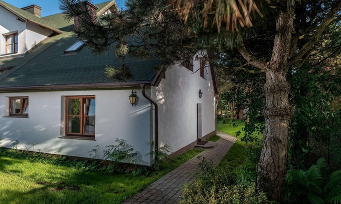 Ostrowo House | Inviting Holiday Apartment in Ostrowo - Ideal for Families