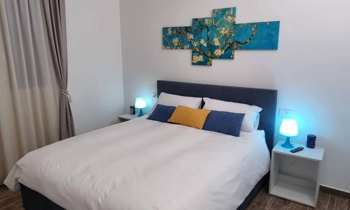 Corso dei Mille - Sant'Erasmo Apartment | Cozy Holiday Apartment in Palermo for Up to 5 Guests