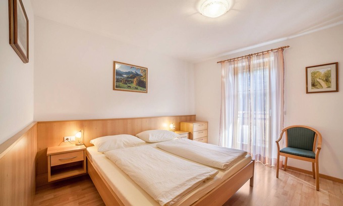 Racines Apartment | Cozy "Parigger Apt Zirbe" with Balcony & Shared Garden