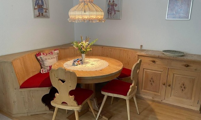 Pontresina Apartment | Cozy Holiday Apartment in Pontresina - Perfect for Couples