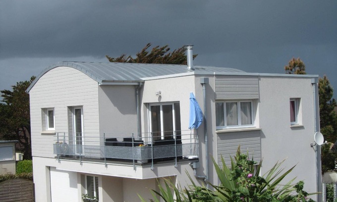 Lindbergh Plage House | Cozy Holiday Apartment in Portbail for 4 Guests