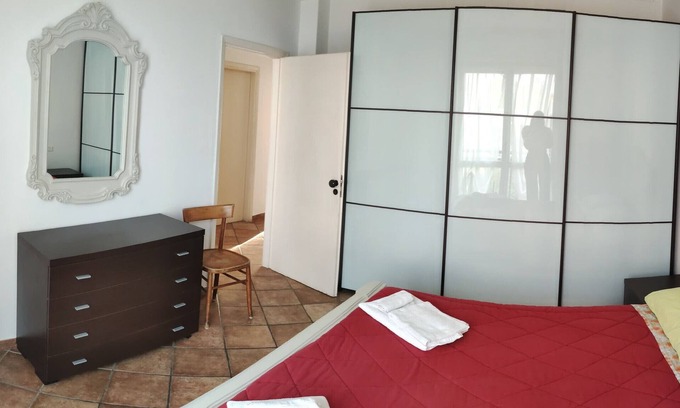 Ispra Apartment | Idyllic Residenza Gaia: Lakeside Retreat with Garden