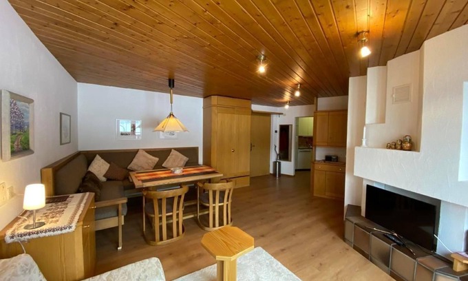 Samedan Apartment | Cozy Holiday Apartment Samedan for Two with Kitchen