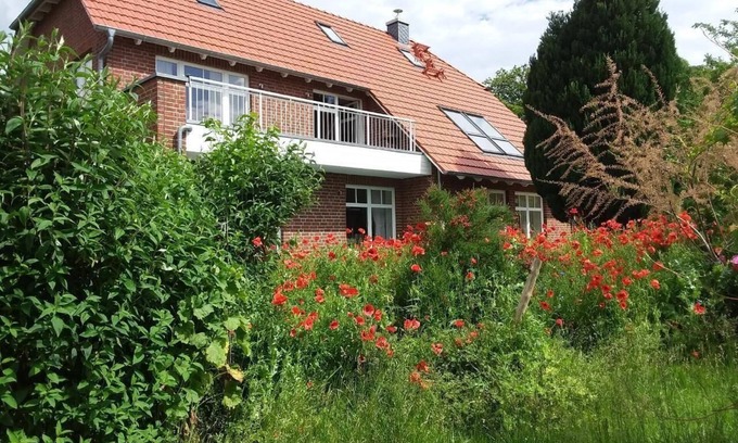Sehlen Apartment | Cozy Holiday Apartment Sehlen for Small Families & Pets
