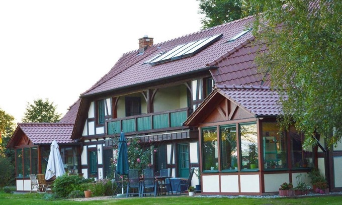 Sehlen Apartment | Cozy Holiday Apartment Sehlen for Couples with Pool Access