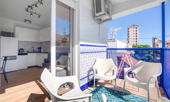 Grau i Platja Apartment | Cozy Holiday Apartment "Soleole7" with Ocean View & A/C