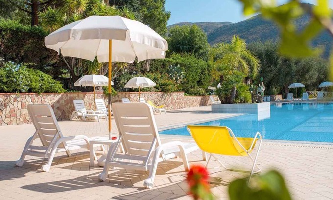 Palinuro Apartment | Guest Rated 10/10: Mediterranean Retreat with Ocean View