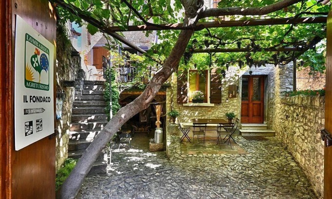 Gardola House | Cozy Holiday Apartment in Tignale for Up to 5 Guests